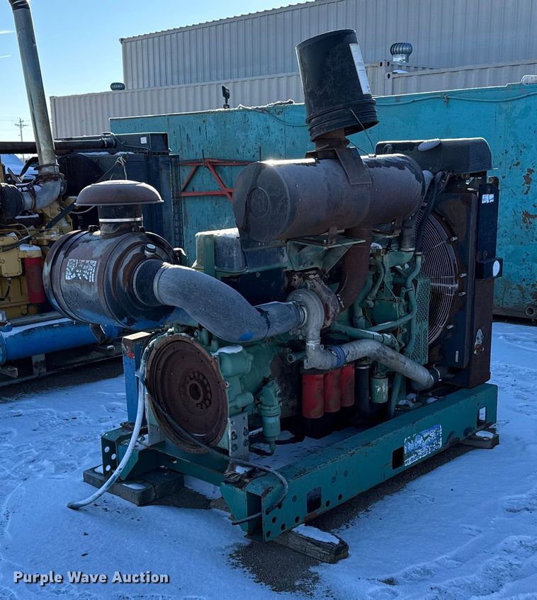 image for item FB0472 Volvo power unit