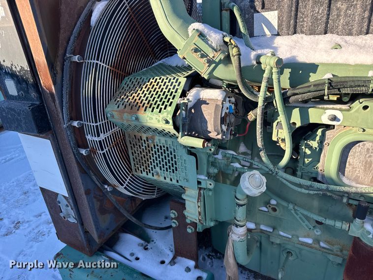 image for item FB0472 Volvo power unit