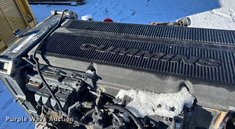 image for item FB0476 Cummins engine