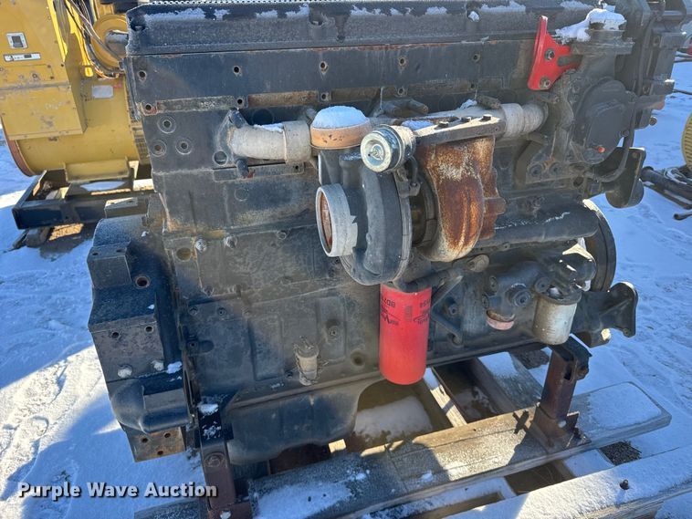 image for item FB0476 Cummins engine