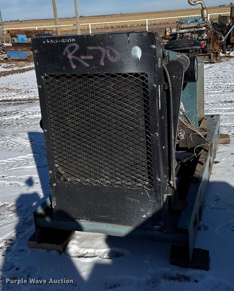 image for item FB0482 Detroit Diesel Series 40 power unit