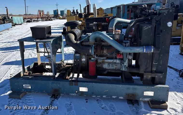 image for item FB0482 Detroit Diesel Series 40 power unit