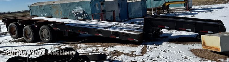 image for item FB0483 2008 Monarch lowboy equipment trailer