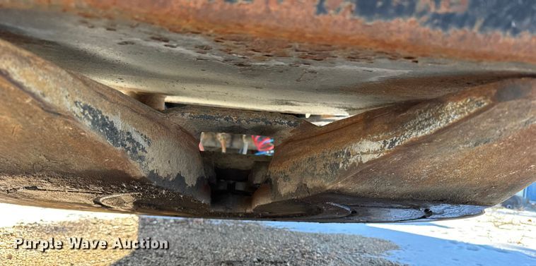 image for item FB0483 2008 Monarch lowboy equipment trailer