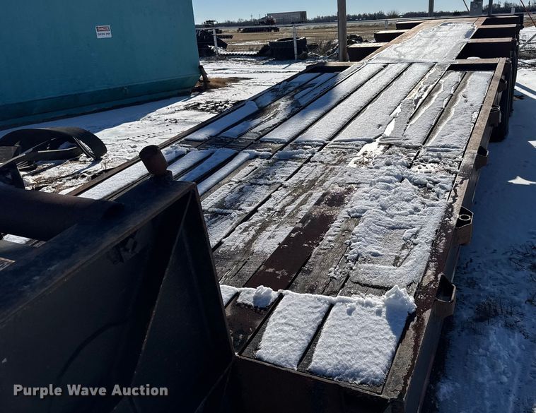 image for item FB0483 2008 Monarch lowboy equipment trailer