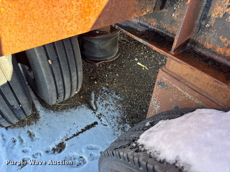 image for item FB0483 2008 Monarch lowboy equipment trailer