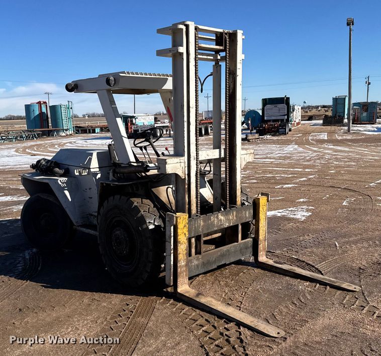 image for item FB0484 1989 Master Craft MC84L forklift