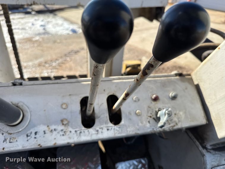 image for item FB0484 1989 Master Craft MC84L forklift