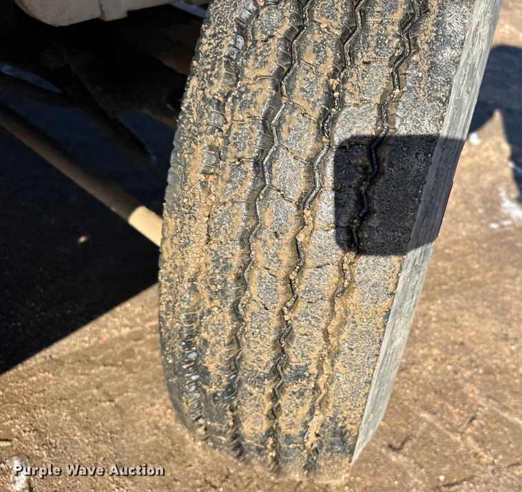 image for item FB0484 1989 Master Craft MC84L forklift