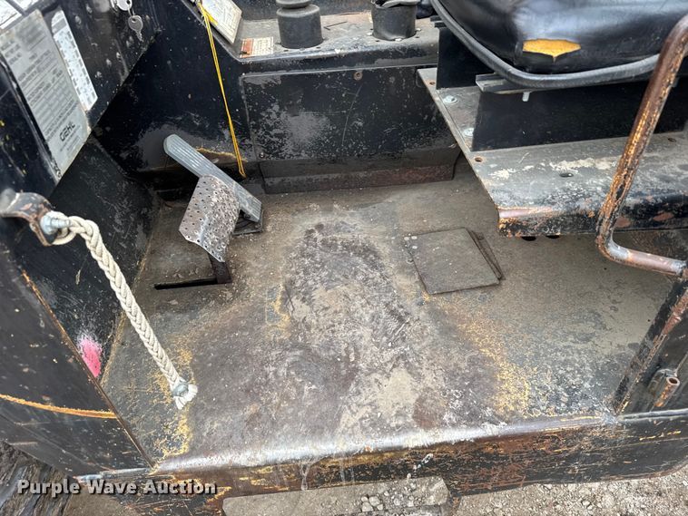 image for item FB0503 1995 Gehl 553 telehandler