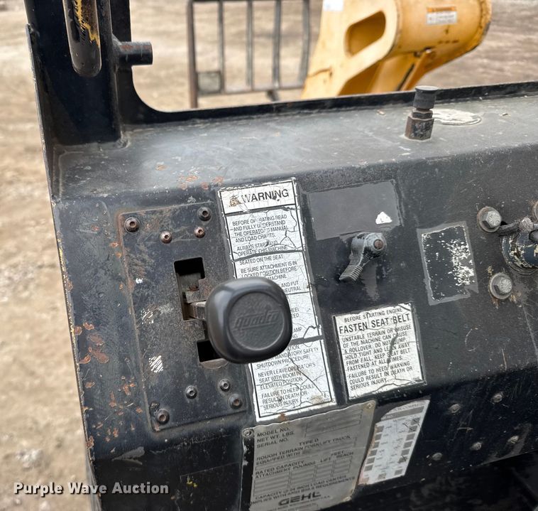 image for item FB0503 1995 Gehl 553 telehandler