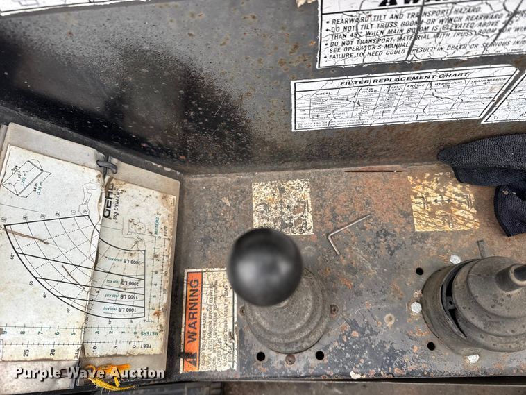 image for item FB0503 1995 Gehl 553 telehandler