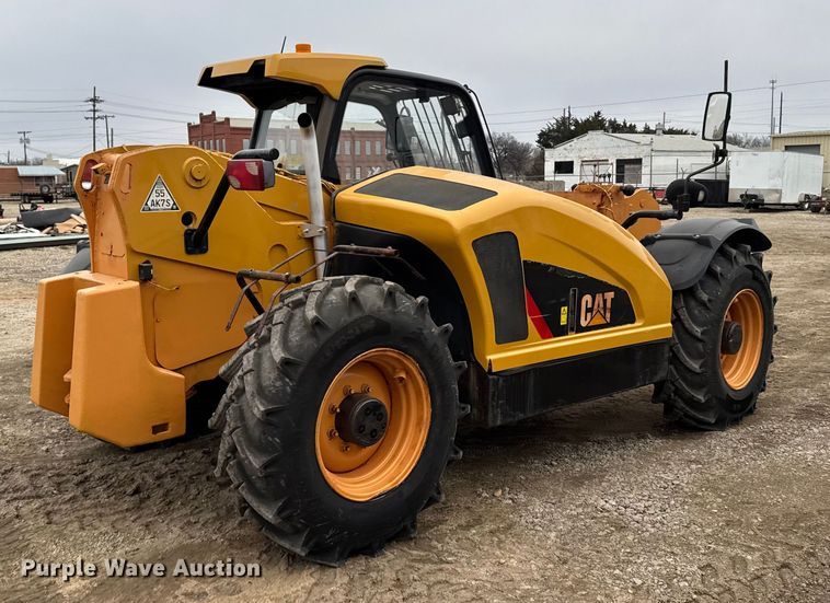 image for item FB0504 2014 Caterpillar TH407C telehandler