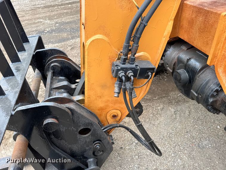 image for item FB0504 2014 Caterpillar TH407C telehandler