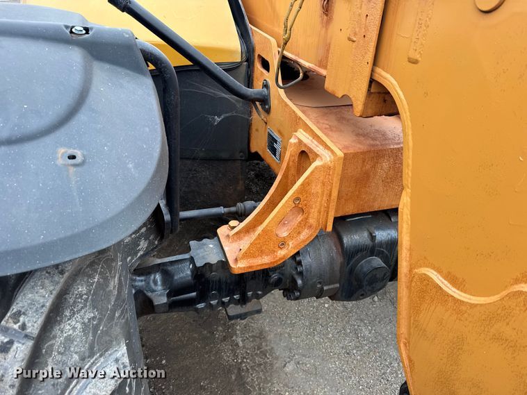 image for item FB0504 2014 Caterpillar TH407C telehandler
