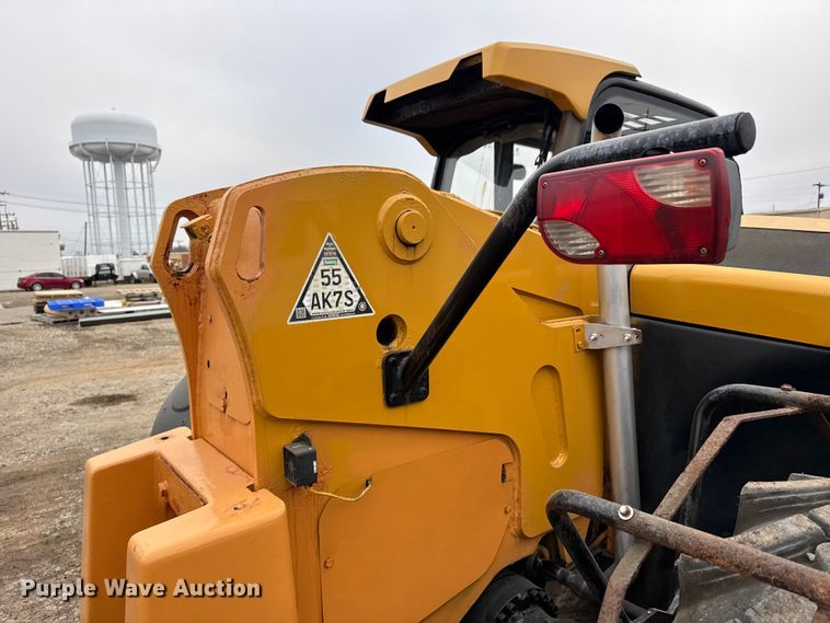 image for item FB0504 2014 Caterpillar TH407C telehandler