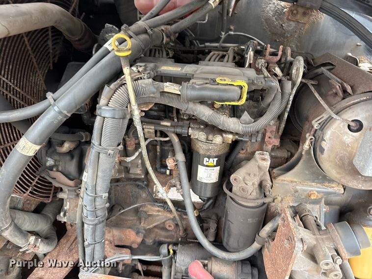 image for item FB0504 2014 Caterpillar TH407C telehandler