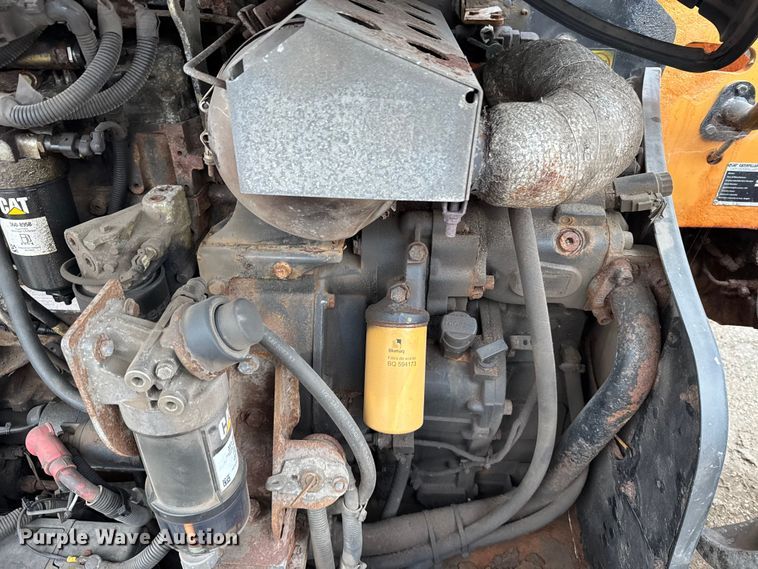 image for item FB0504 2014 Caterpillar TH407C telehandler