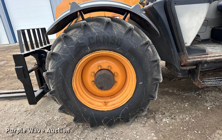 image for item FB0504 2014 Caterpillar TH407C telehandler