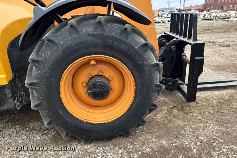 image for item FB0504 2014 Caterpillar TH407C telehandler