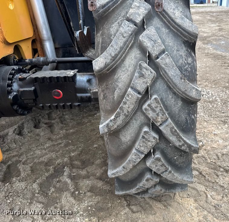 image for item FB0504 2014 Caterpillar TH407C telehandler