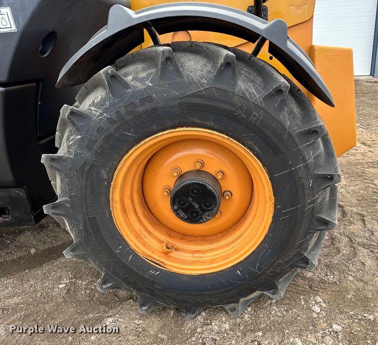 image for item FB0504 2014 Caterpillar TH407C telehandler