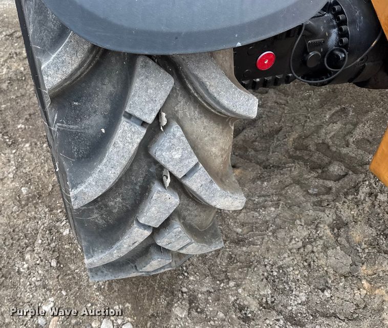 image for item FB0504 2014 Caterpillar TH407C telehandler