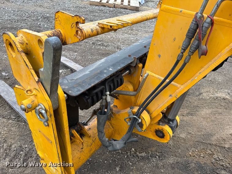 image for item FB0505 2018 JCB 508-66 telehandler