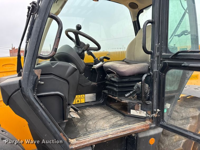 image for item FB0505 2018 JCB 508-66 telehandler