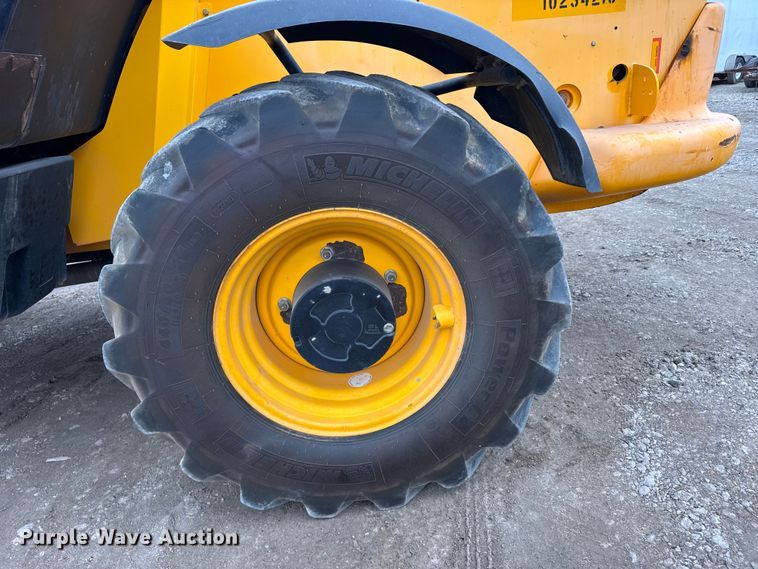 image for item FB0505 2018 JCB 508-66 telehandler