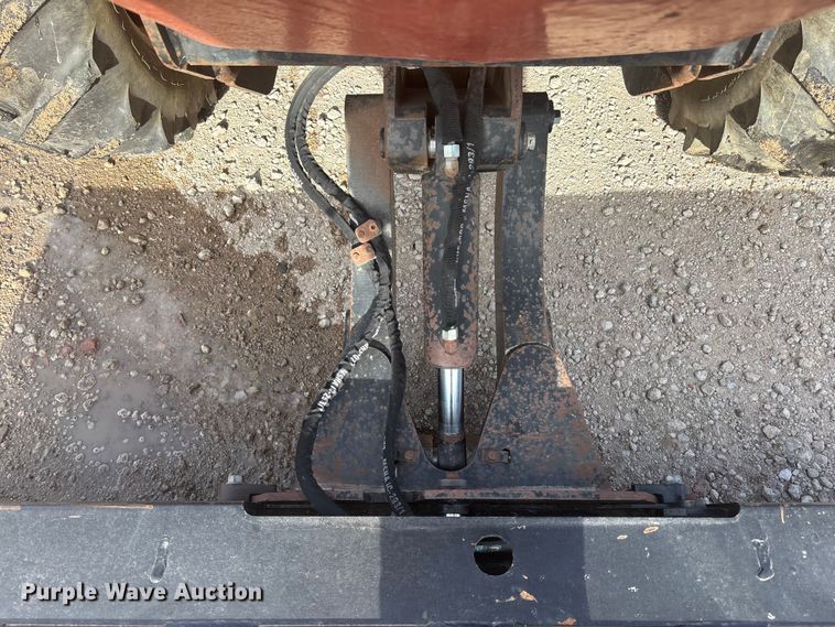 image for item FG1543 2002 Ditch Witch RT115 trencher