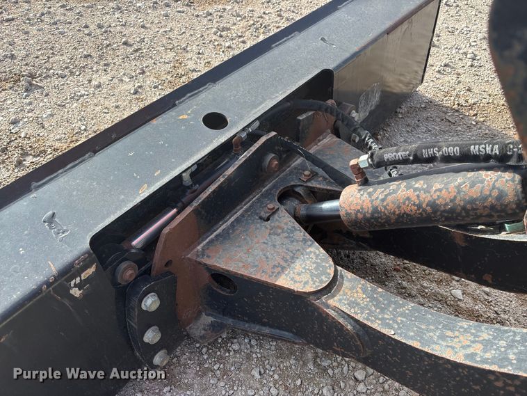 image for item FG1543 2002 Ditch Witch RT115 trencher