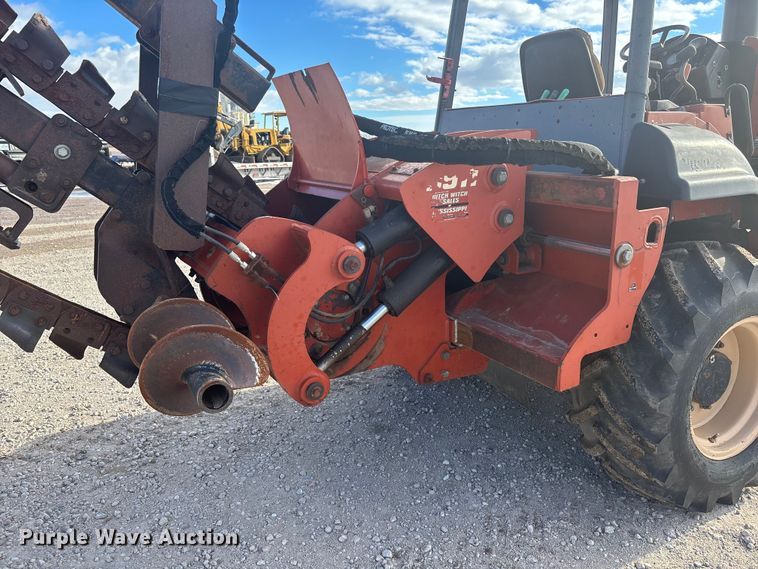 image for item FG1543 2002 Ditch Witch RT115 trencher