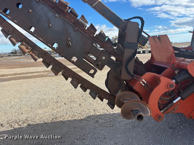 image for item FG1543 2002 Ditch Witch RT115 trencher