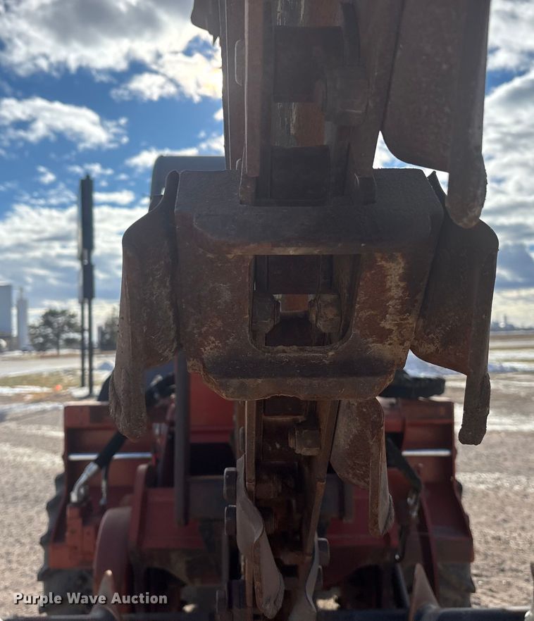image for item FG1543 2002 Ditch Witch RT115 trencher