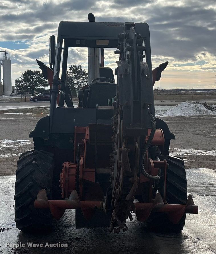 image for item FG1544 2005 Ditch Witch RT95 trencher