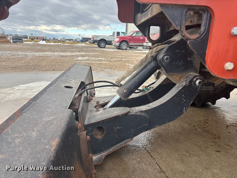 image for item FG1544 2005 Ditch Witch RT95 trencher