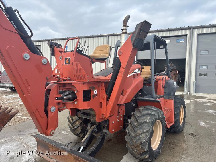 image for item FG1544 2005 Ditch Witch RT95 trencher