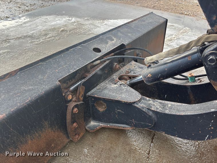 image for item FG1544 2005 Ditch Witch RT95 trencher