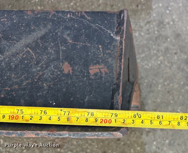 image for item FG1544 2005 Ditch Witch RT95 trencher