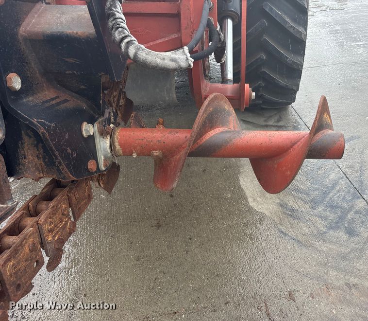 image for item FG1544 2005 Ditch Witch RT95 trencher