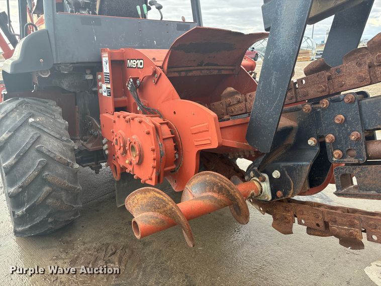 image for item FG1544 2005 Ditch Witch RT95 trencher