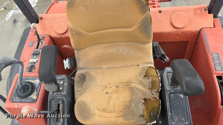 image for item FG1544 2005 Ditch Witch RT95 trencher