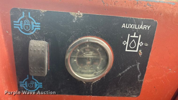 image for item FG1544 2005 Ditch Witch RT95 trencher