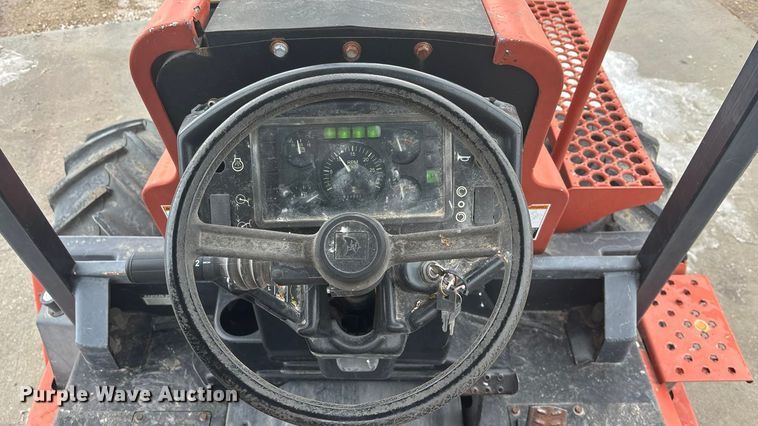 image for item FG1544 2005 Ditch Witch RT95 trencher