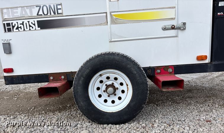 image for item FG1573 2010 Thawzall H250SL ground heater