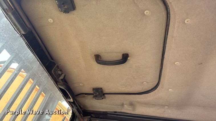 image for item FG1576 2000 Komatsu PC 220 LC excavator