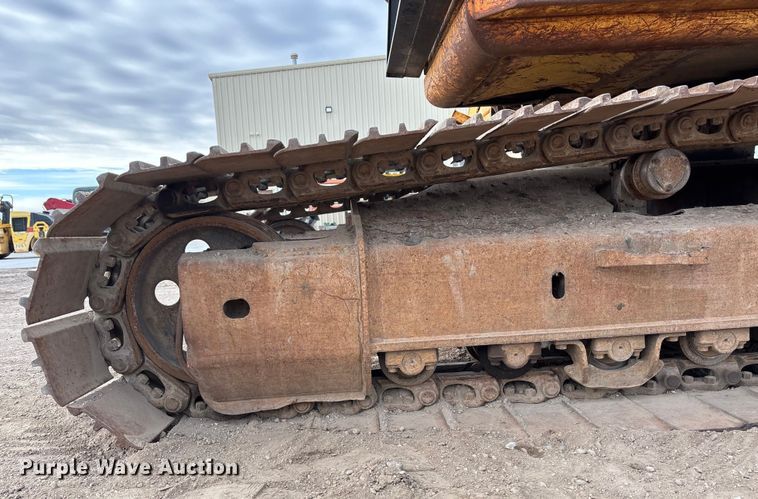 image for item FG1576 2000 Komatsu PC 220 LC excavator