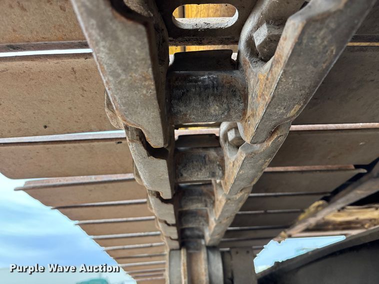 image for item FG1576 2000 Komatsu PC 220 LC excavator