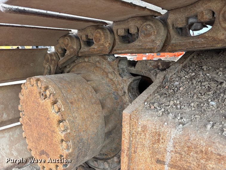 image for item FG1576 2000 Komatsu PC 220 LC excavator